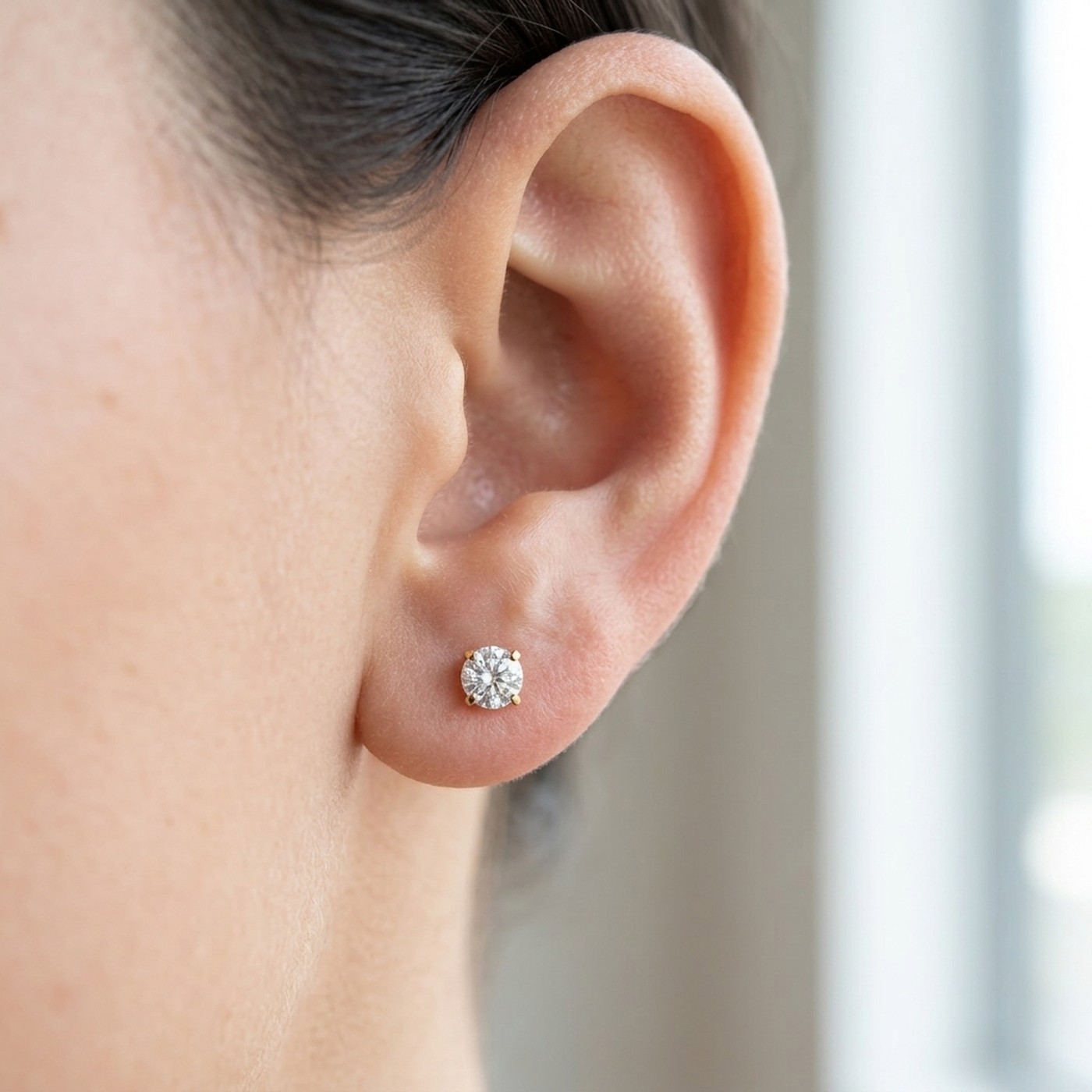 Flat Back Stud Earrings Small Solitaire in F136 Titanium