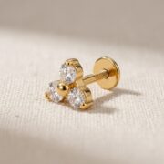 Flat Back Stud Earrings Pave Astrid in F136 Titanium